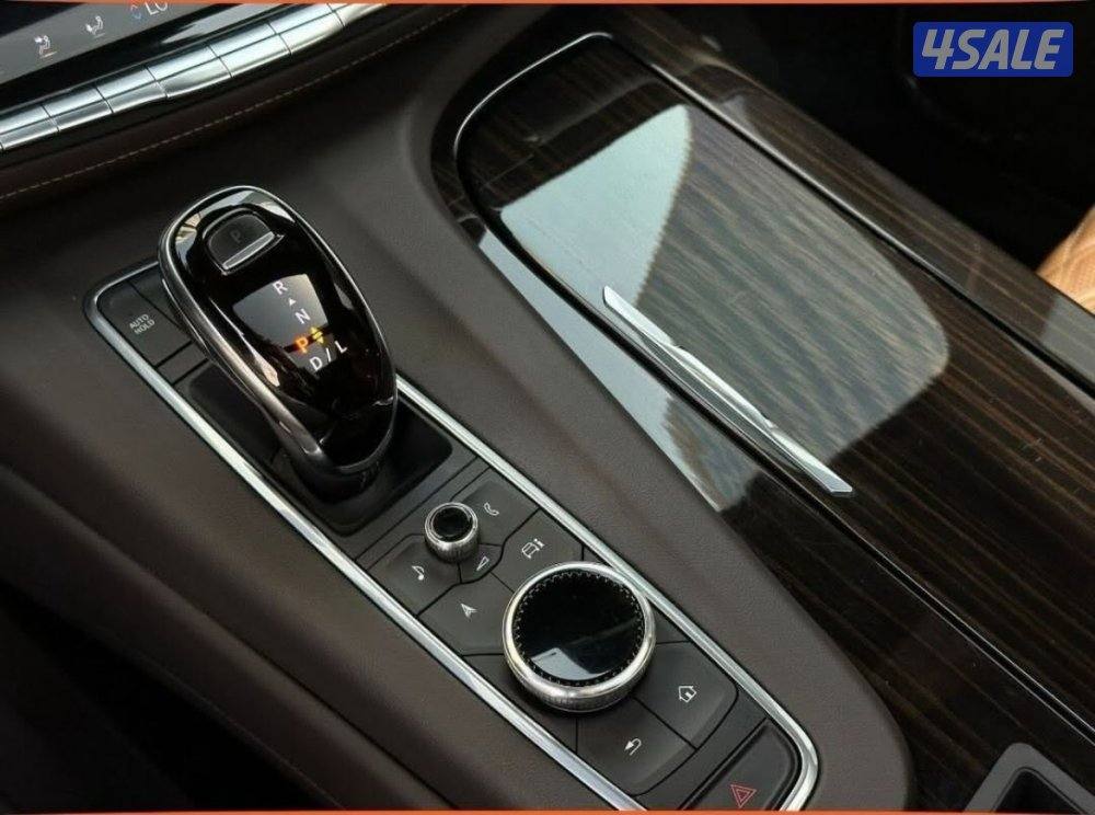 كاديلاك اسكاليد نظيفة جداً للبيع شرط الفحص7