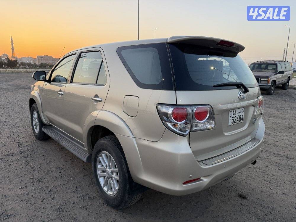 فورتنر عداد 29 بحالة المصنع كالجديد0