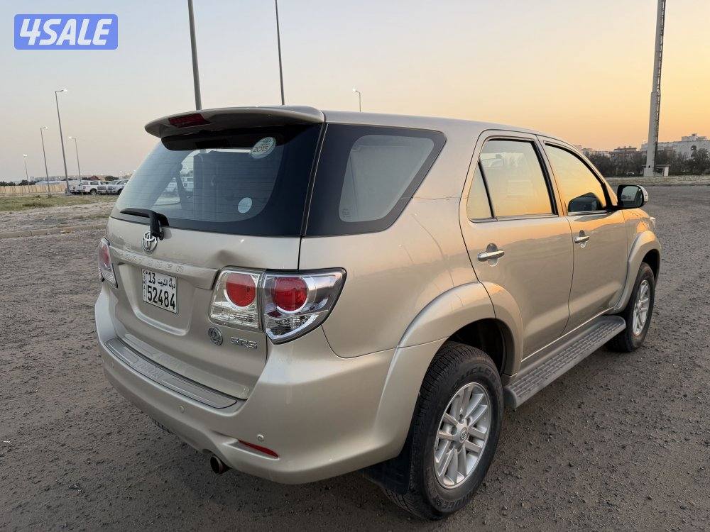 فورتنر عداد 29 بحالة المصنع كالجديد8