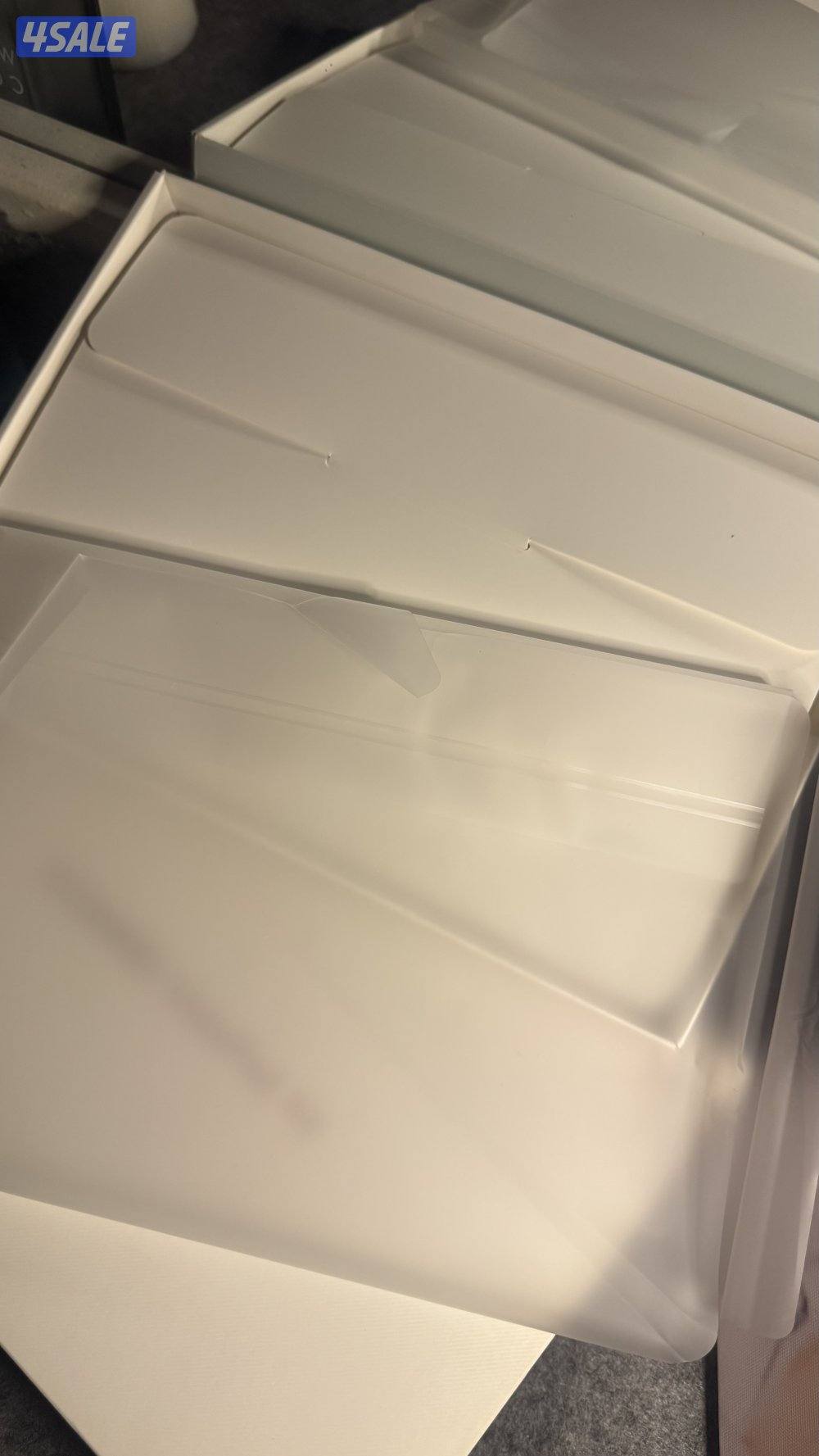 تابلت هواوي استخدام خفيف ومعاه الكرتون والقراطيس والشحن وكل شي4