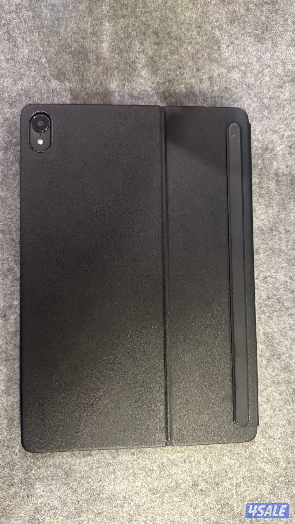 تابلت هواوي استخدام خفيف ومعاه الكرتون والقراطيس والشحن وكل شي5