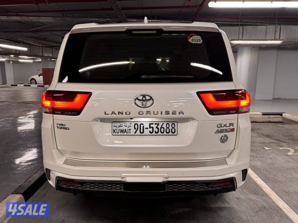 للبيع لاند كروزر ايرو اس توين تيربو 20253