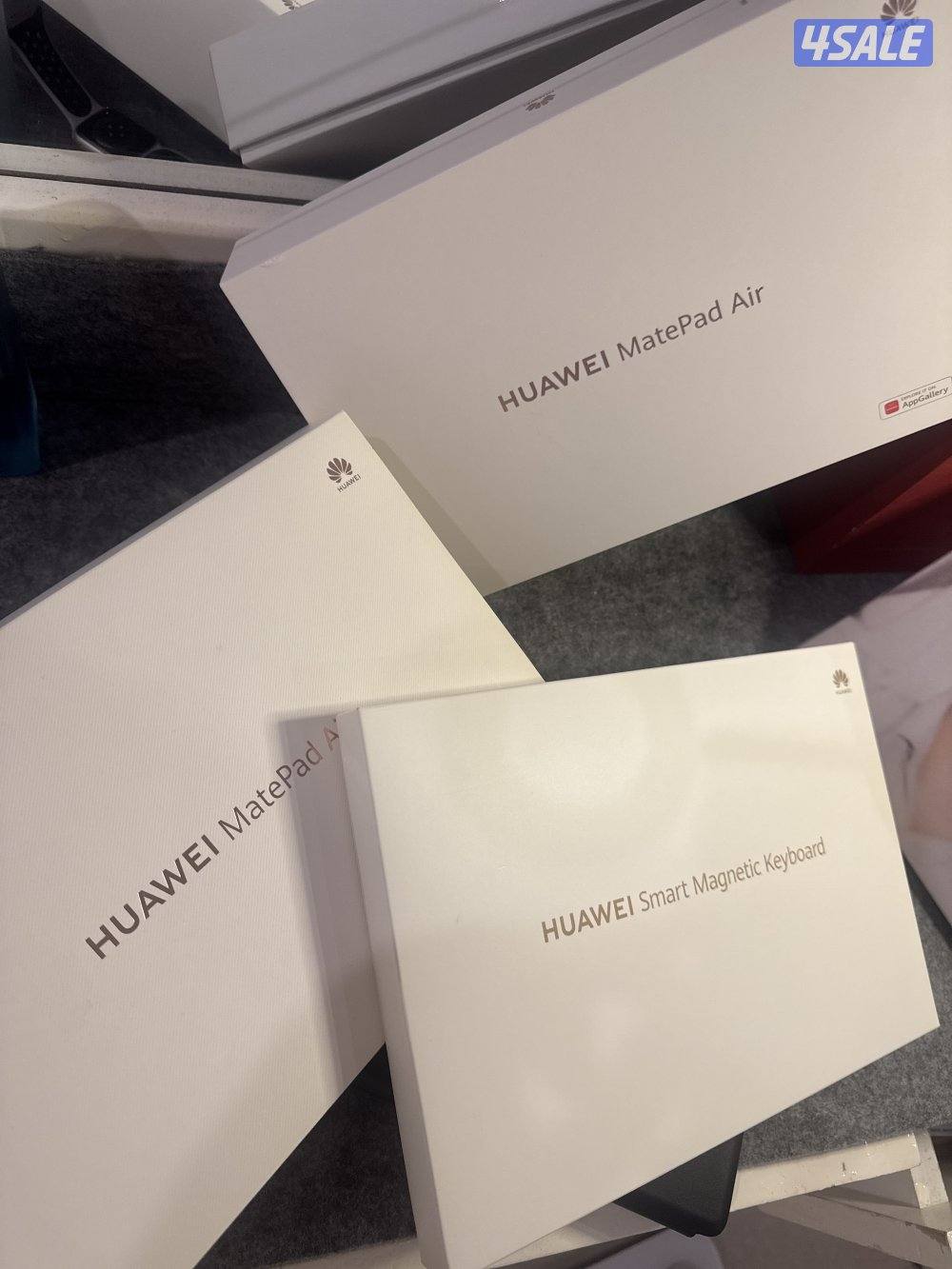 تابلت هواوي استخدام خفيف ومعاه الكرتون والقراطيس والشحن وكل شي7