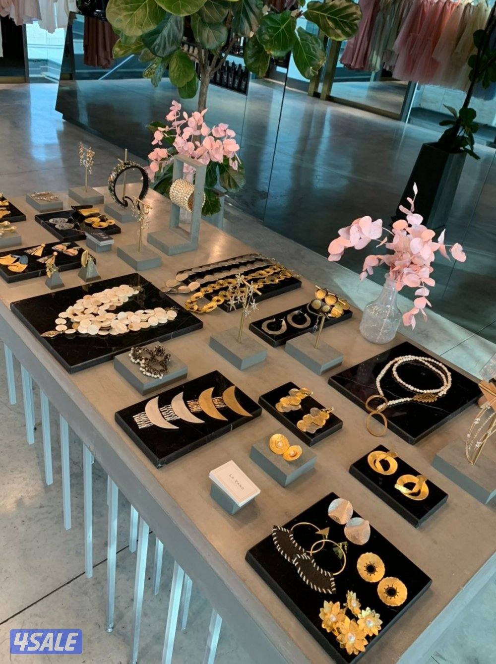 طاولة خرسان مميزة | Custom Made Concrete Table2