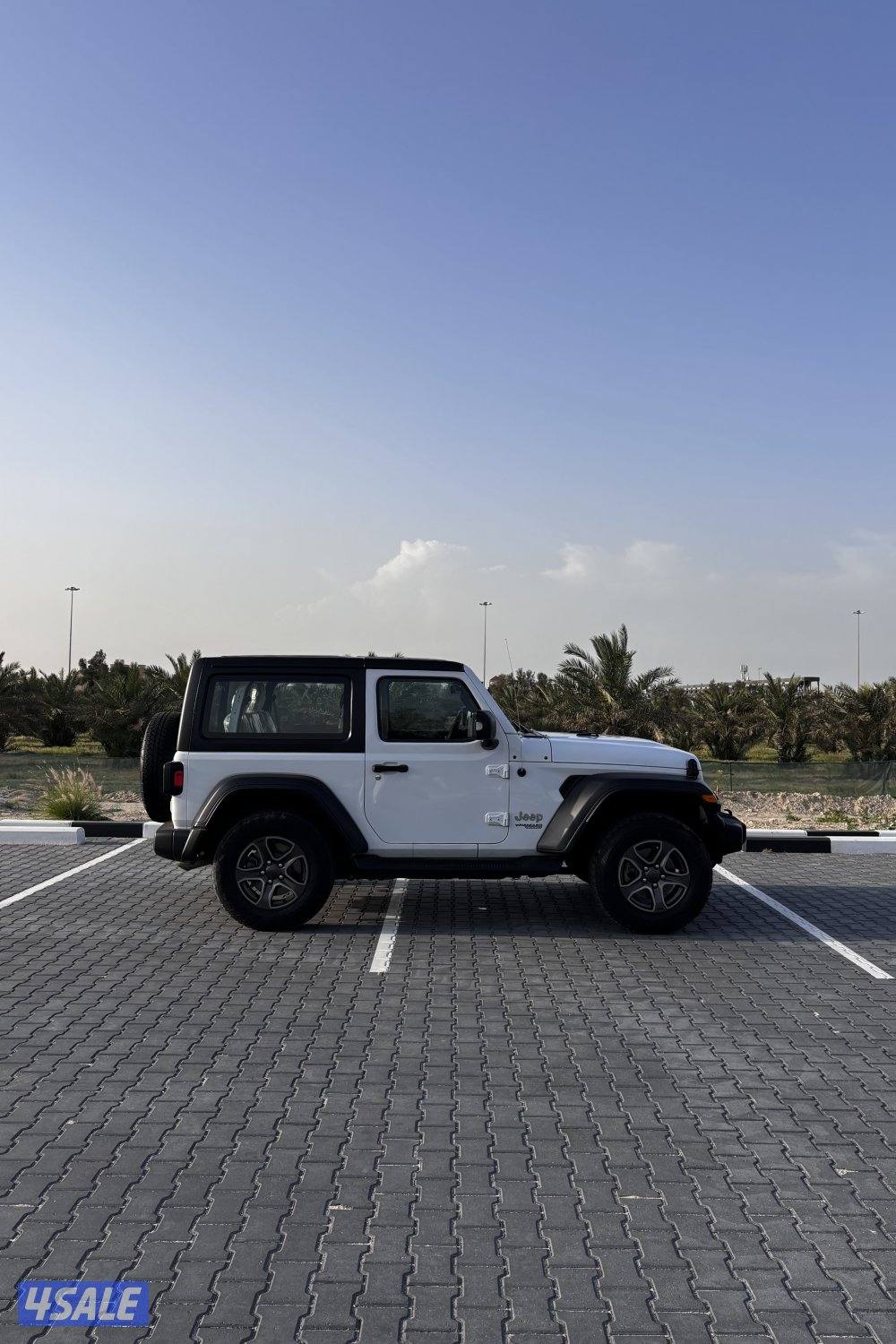 للبيع جيب رانقلر موديل 20182