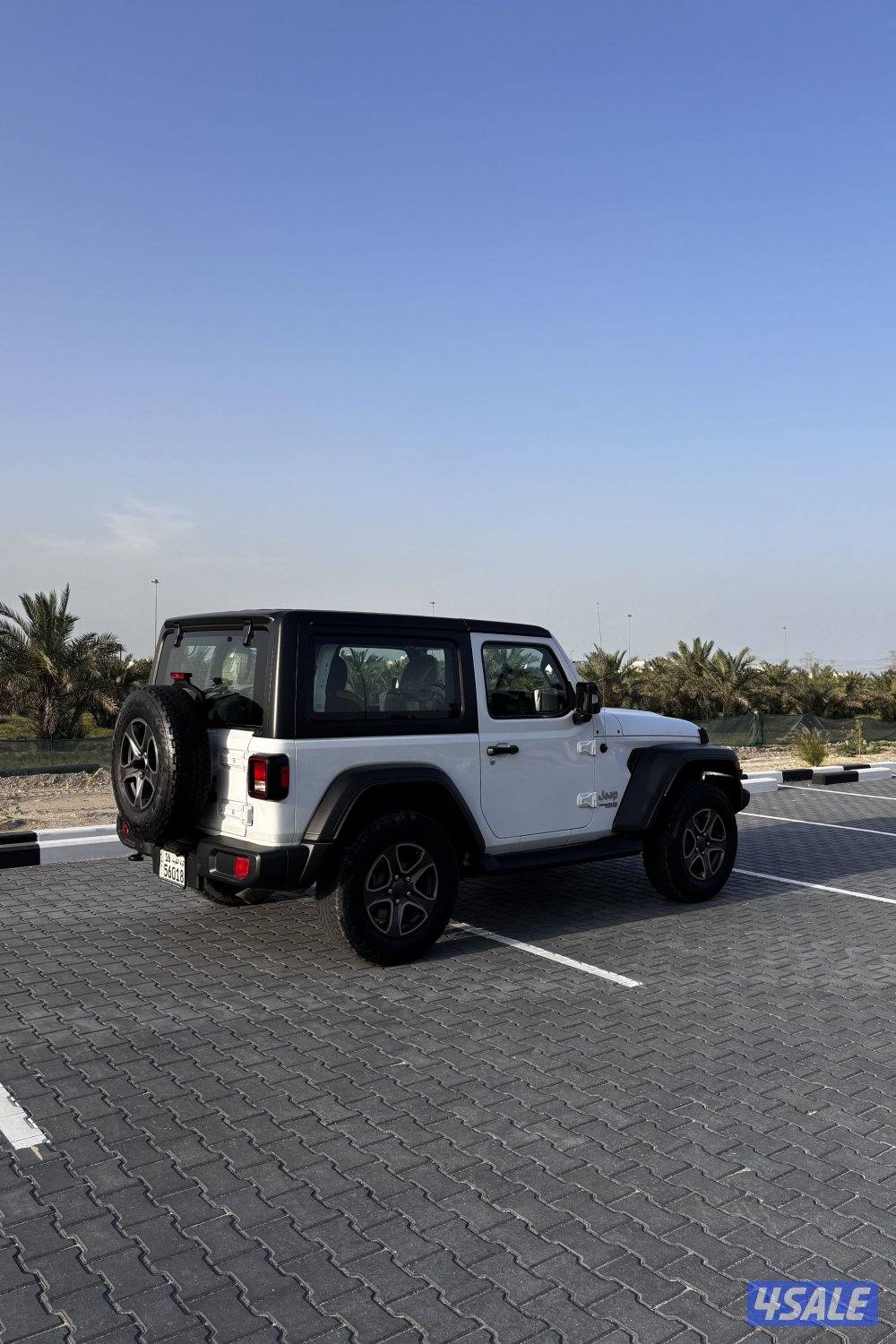 للبيع جيب رانقلر موديل 20183