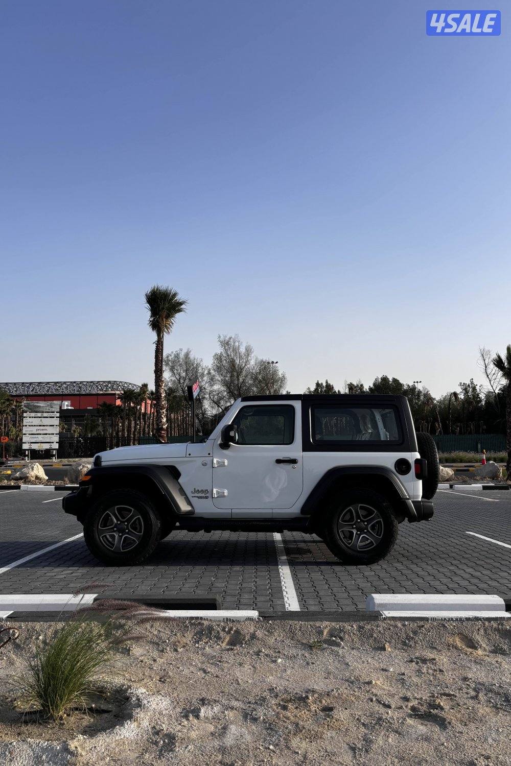 للبيع جيب رانقلر موديل 20185