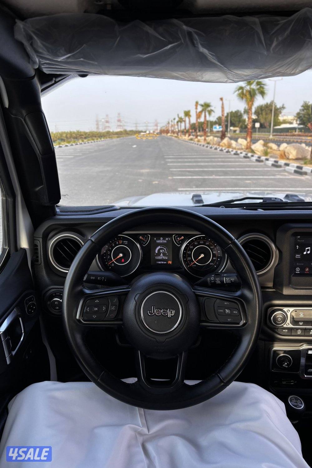 للبيع جيب رانقلر موديل 20188