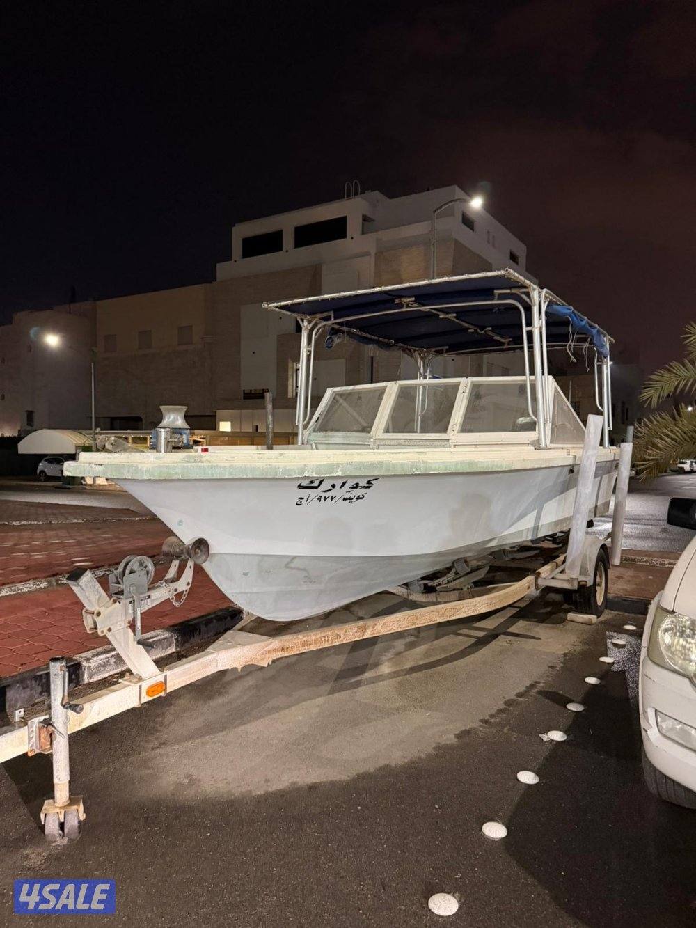 للبيع طراد الروضان 21 قدم مديل 2003 مكينة 200 ياماها توستروك مديل 20042