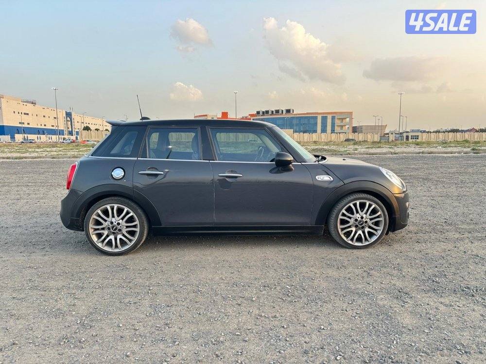 ميني كوبر S موديل ٢٠١٧ أربع ابواب كامل المواصفات بحالة الوكالة3