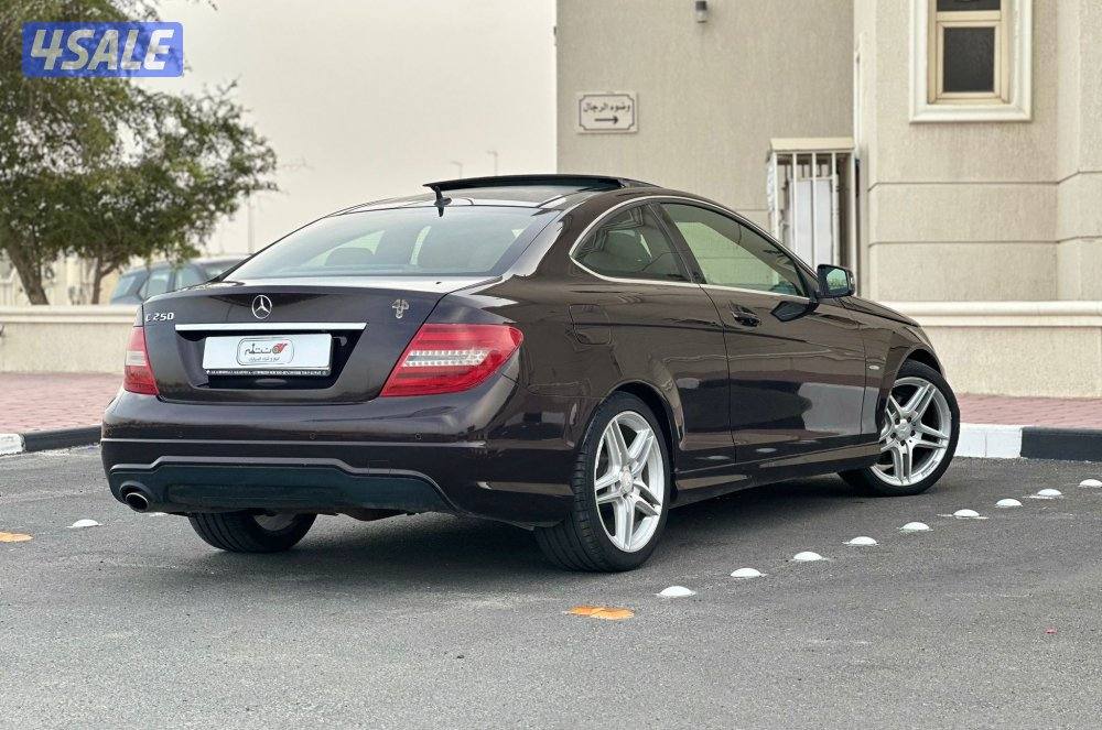 للبيع مرسيدس C250موديل20121