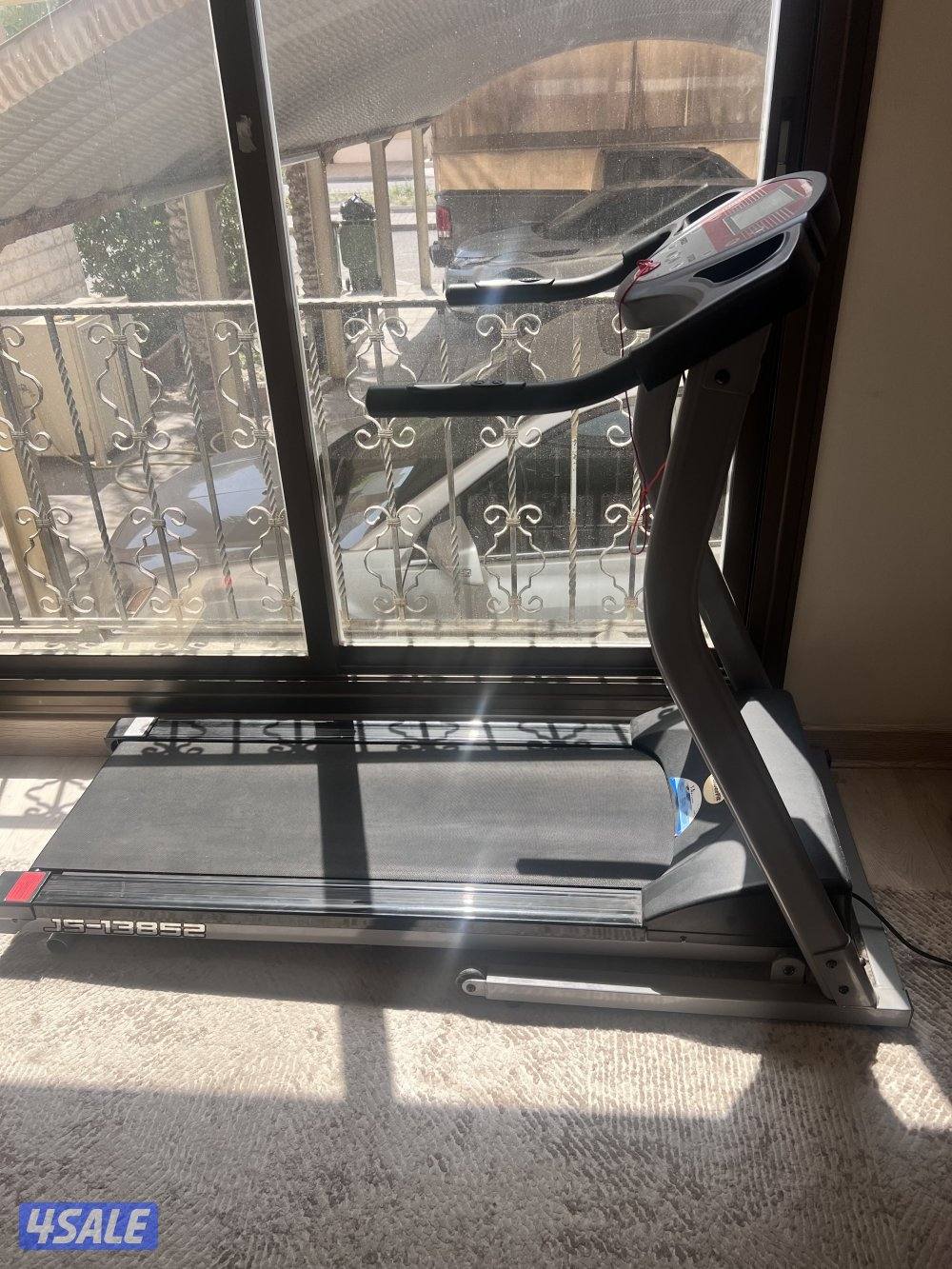 عربانة اطفال عدد 310