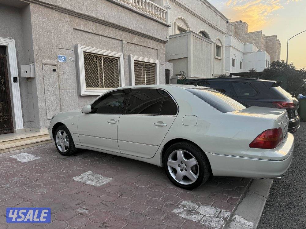 بيع لكزس 20030