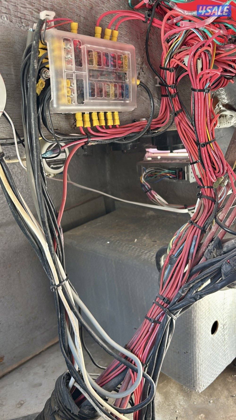 للبيع برولاين ٢٥ قدم9