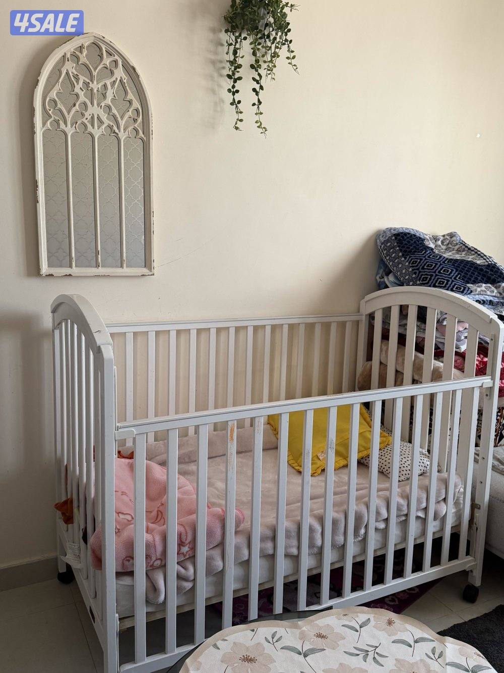 سرير اطفال0