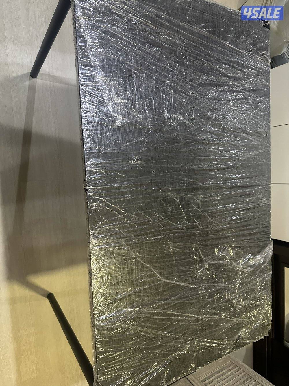 IKEA table and chair less used for 25Kd4