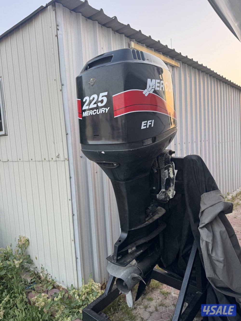 للبيع مكينه  ميركوري EFi موديل 2015 نظيفة جداً ستاندر ماشينه520 ساعه1