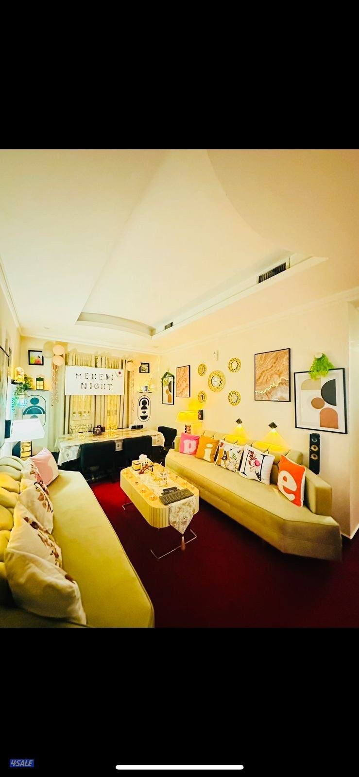 Sofa with center table0