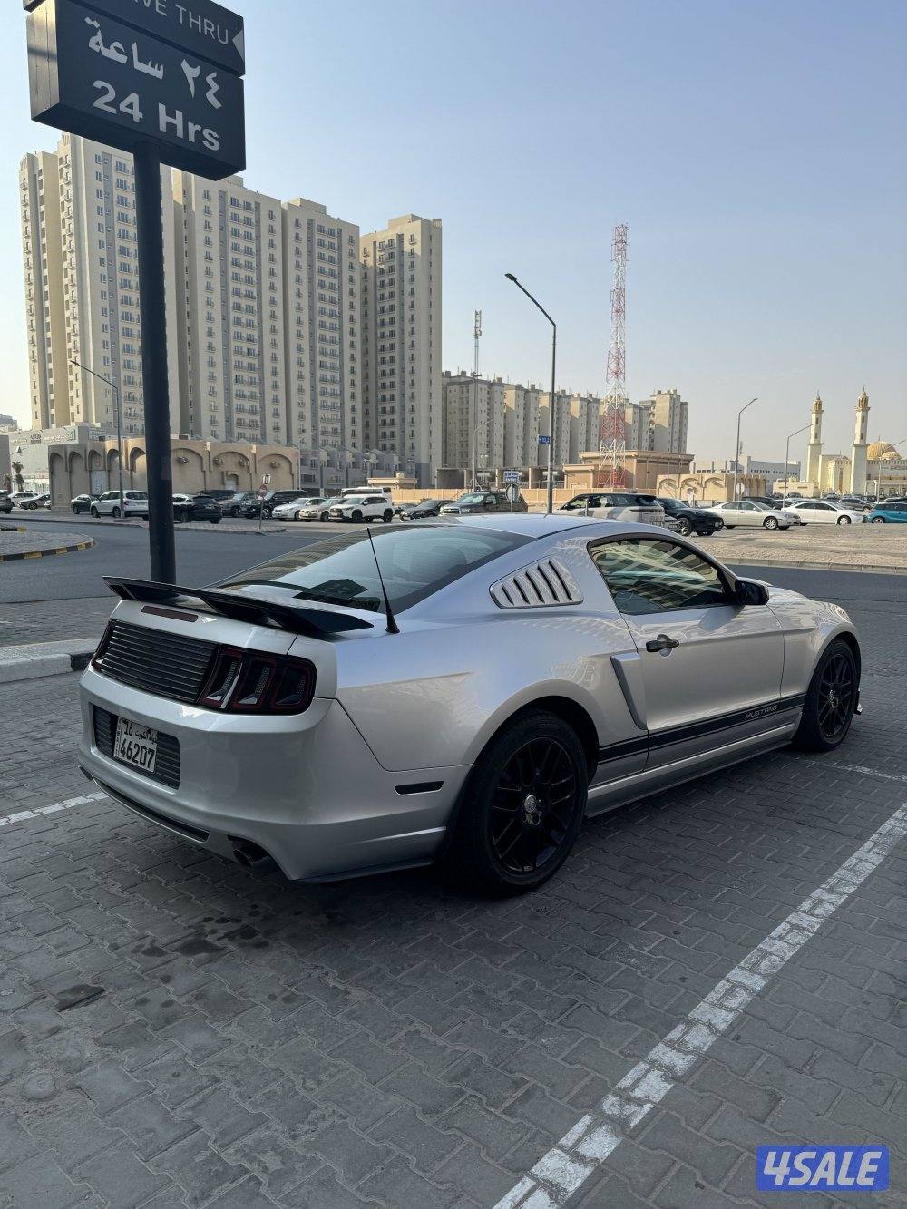 للبيع فورد موستانج موديل 2014 عداد 136 الف3