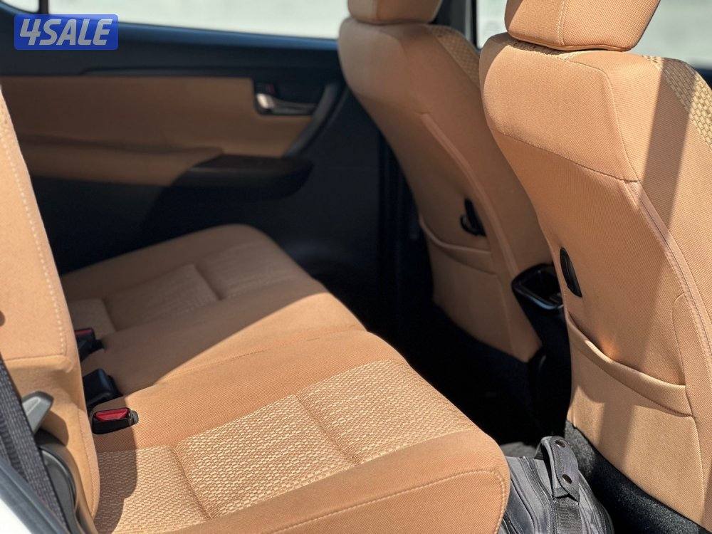 للبيع تويوتا فورتنر وارد الوكالة الساير5