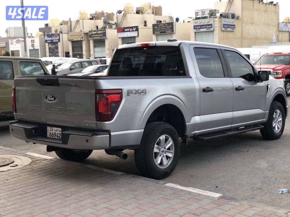 فورد F150 ٢٠٢٤ الغانم عداد ٥ الاف شرط الفحص صبغ وكاله غمارتين FX41
