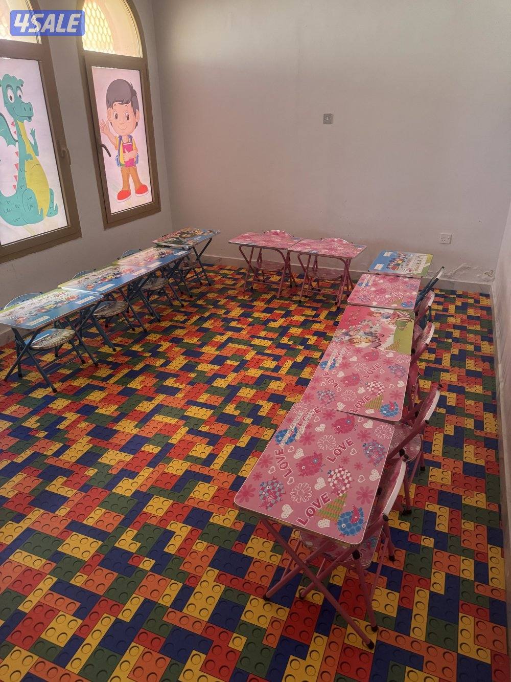 للبيع اثاث حضانة0