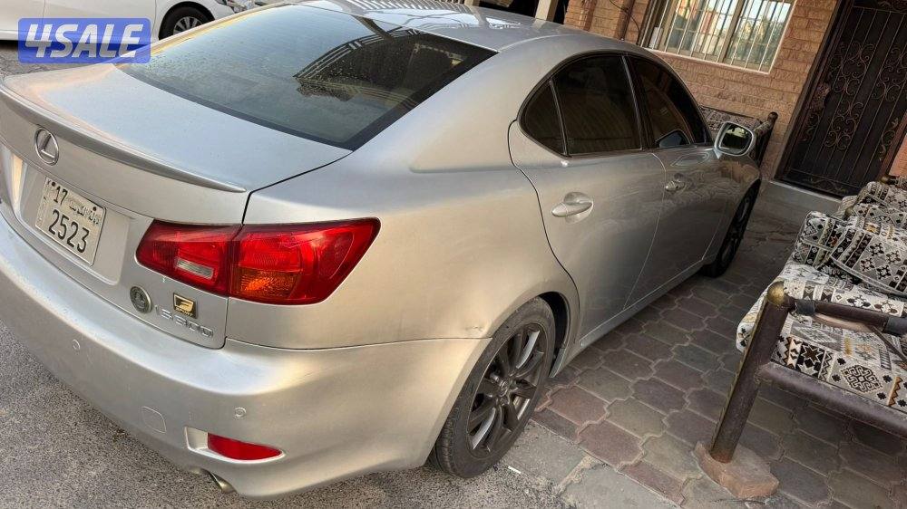 لكزس is300 موديل 20083