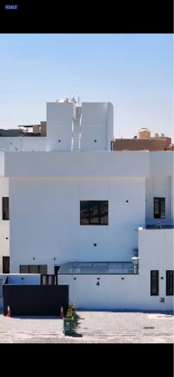 Chalet two floors consisting of 4 master rooms and a private swimming pool