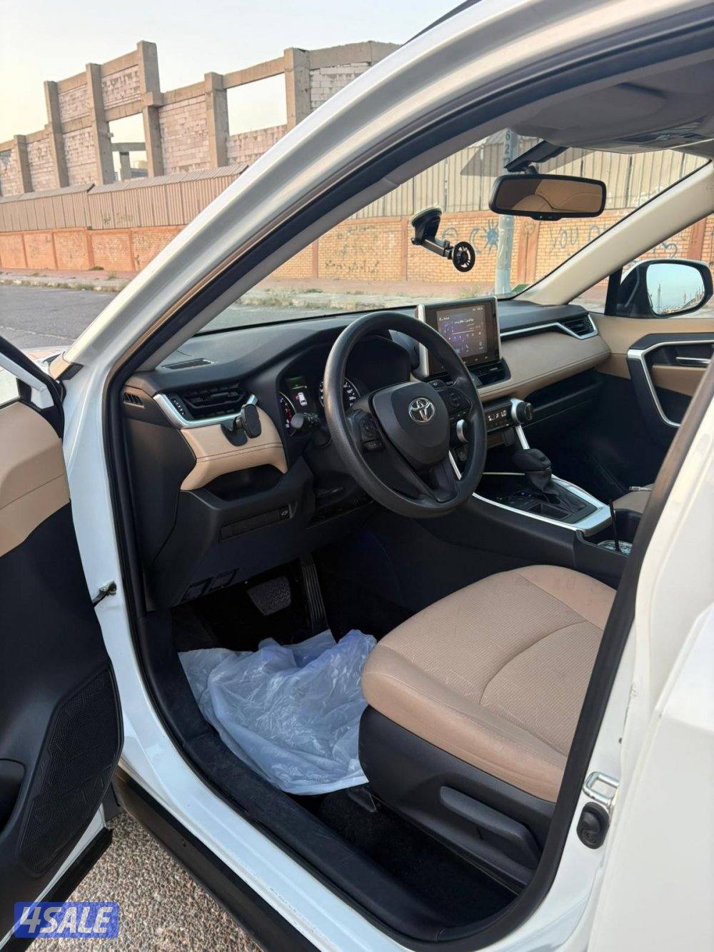 راف فور كامل المواصفات وارد الساير2