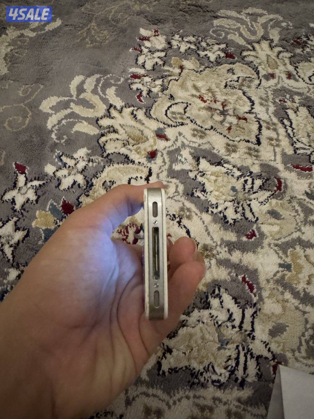 ايفون 4 اس + 16 جيجا8