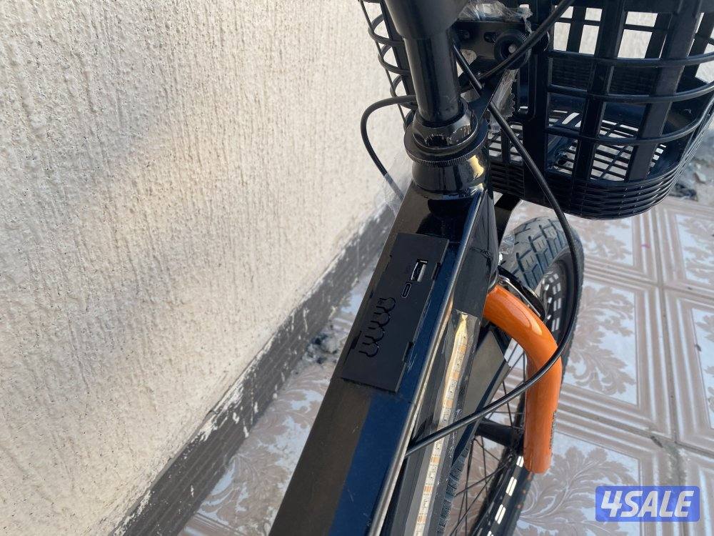 سيكل للبيع استعمال نظيف (شهر) عجلات توزان للأطفال مع سلة مقعدة مريحه.5