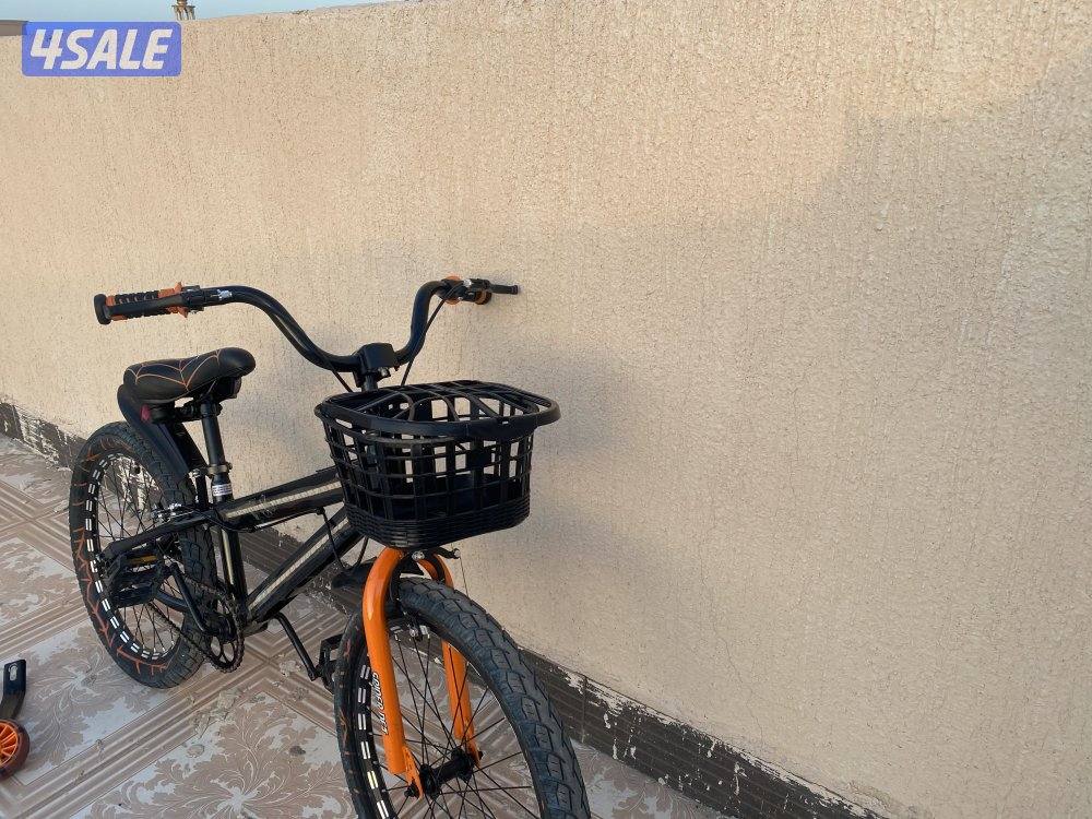 سيكل للبيع استعمال نظيف (شهر) عجلات توزان للأطفال مع سلة مقعدة مريحه.6