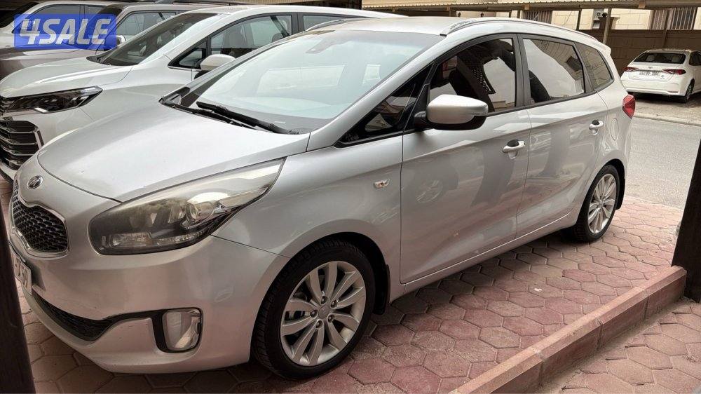 كيا كارينز 2015 نظيف جداً3