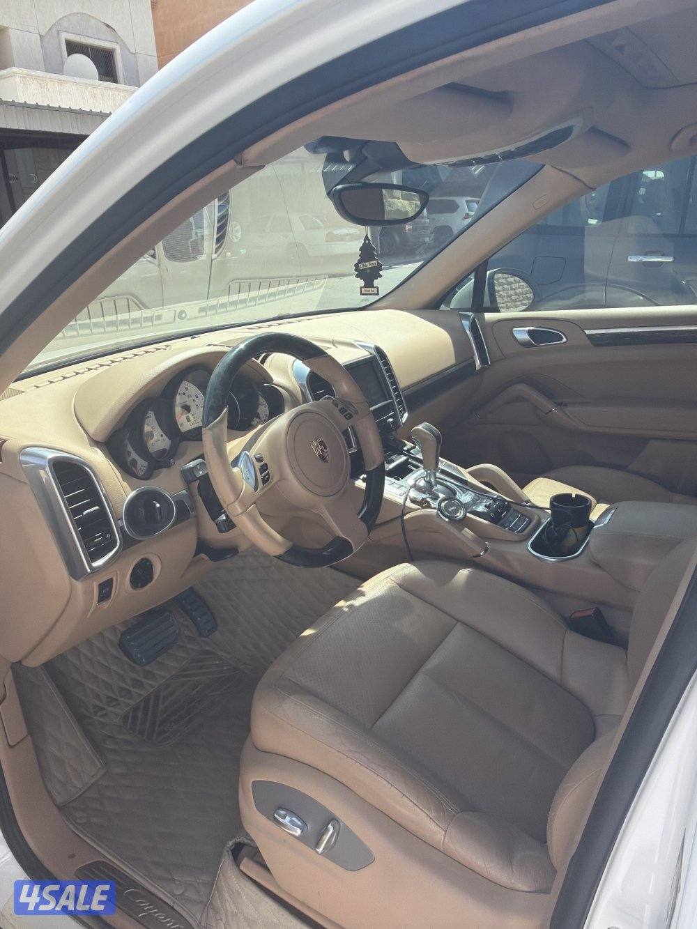 2011 بورشه Cayenne