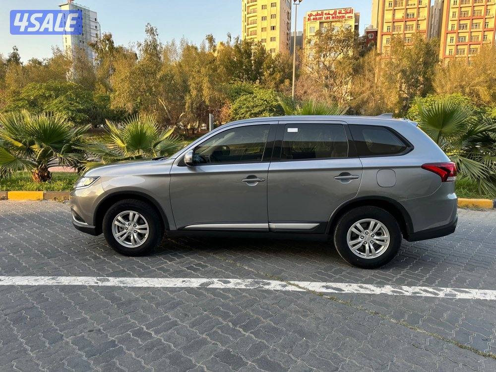2023 Mitsubishi Outlander