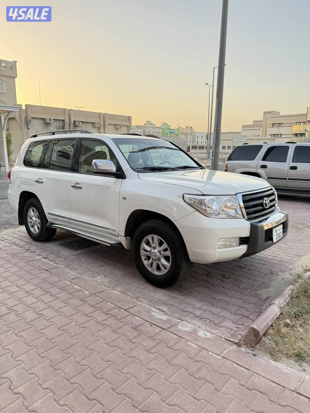 2010 Toyota لاند كروزر