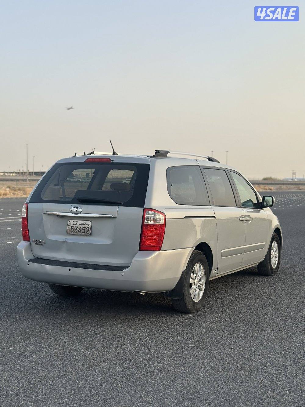 2014 Kia Carnival