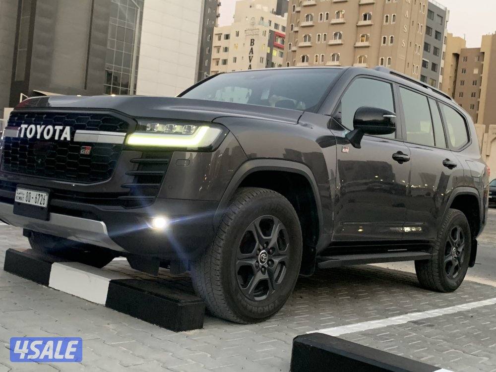 2023 Toyota لاند كروزر