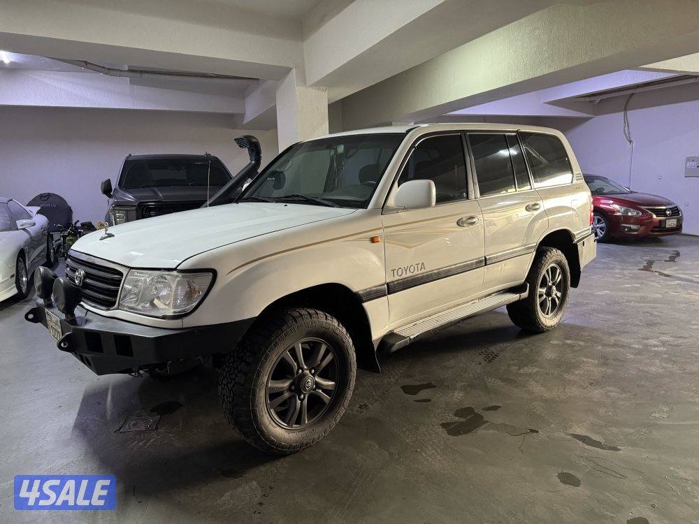 2012 Toyota لاند كروزر