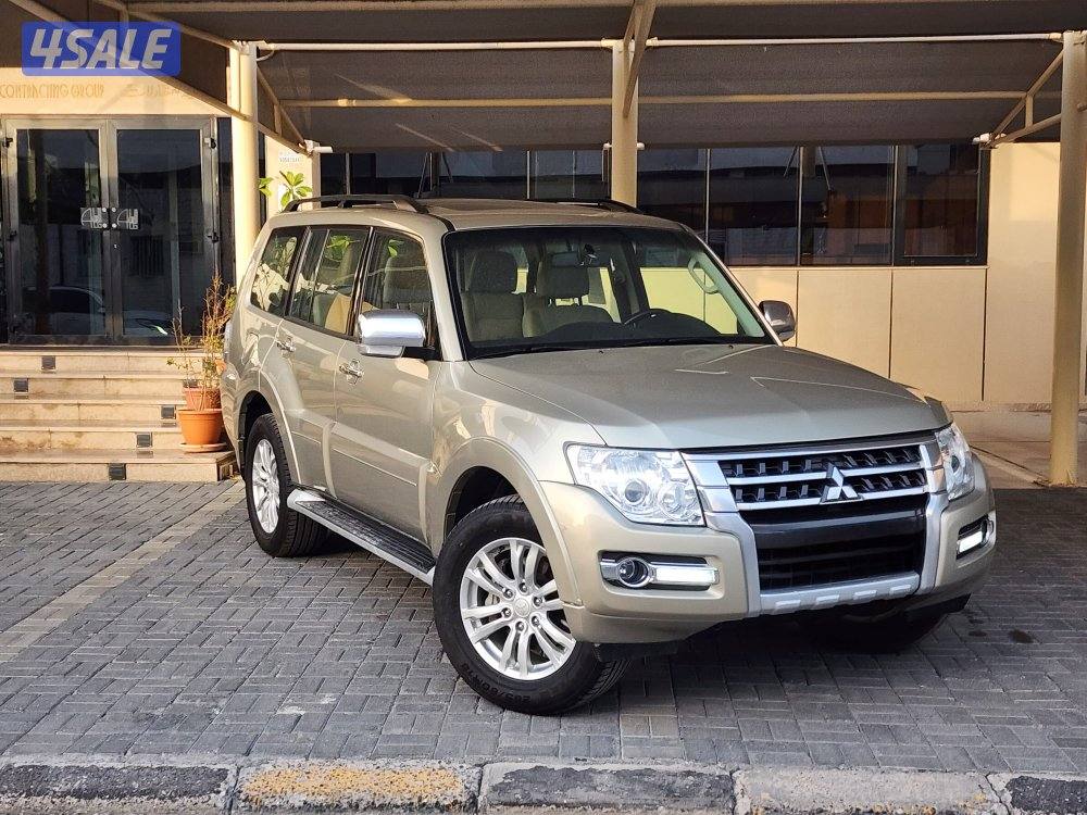 2022 Mitsubishi باجيرو