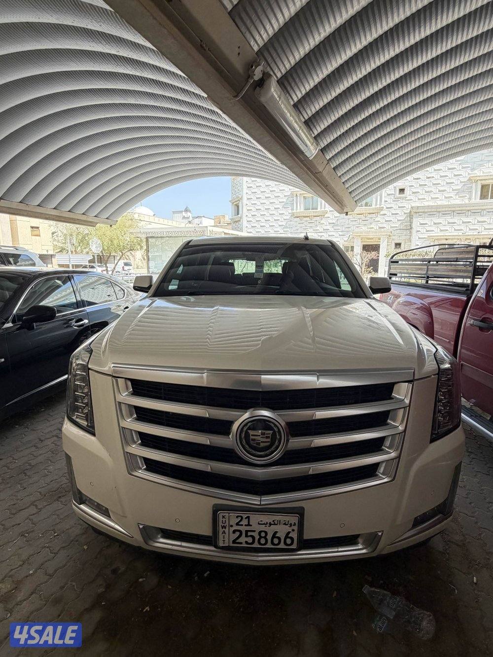 2015 كاديلاك Escalade
