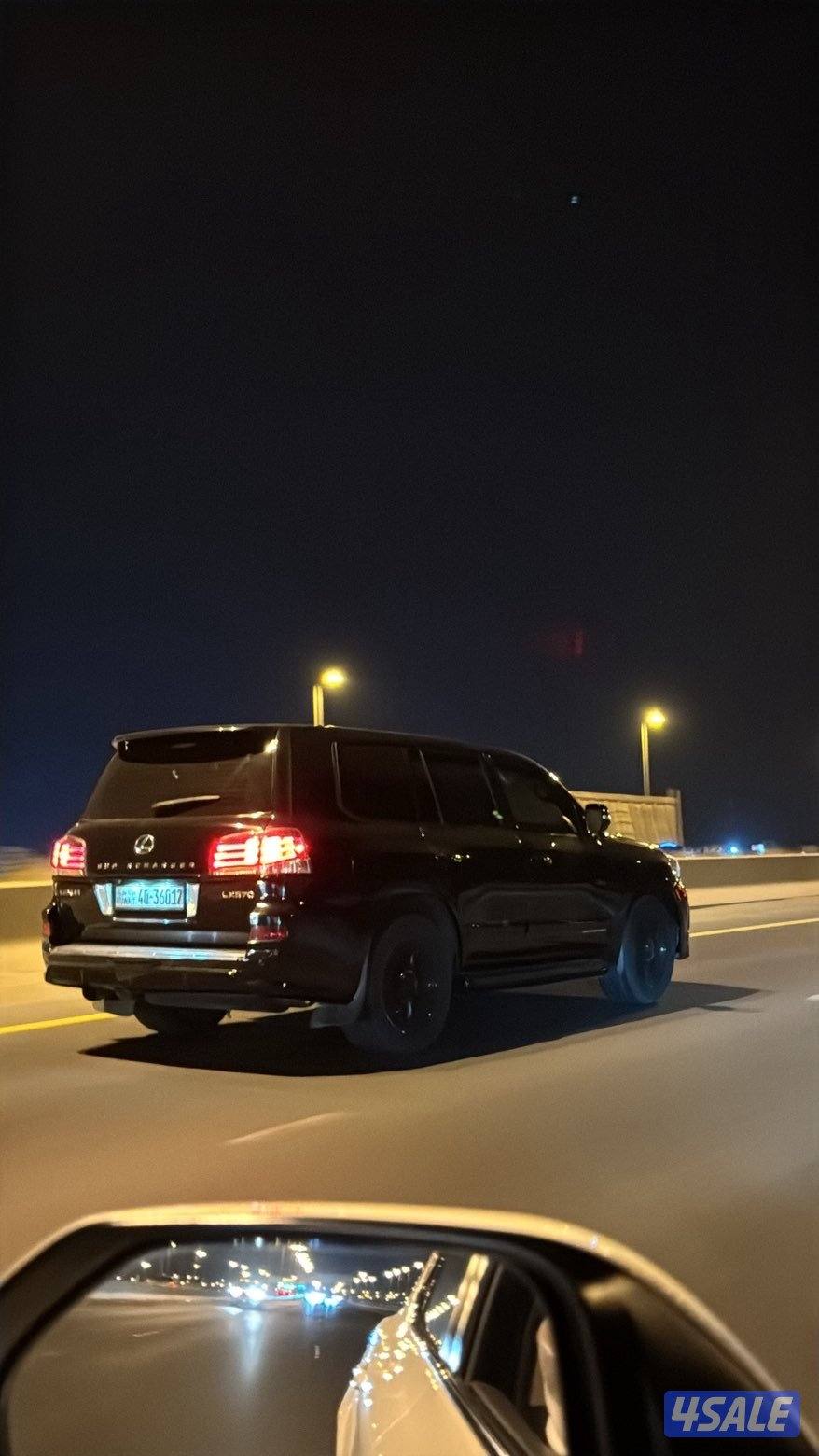 2014 لكزس LX