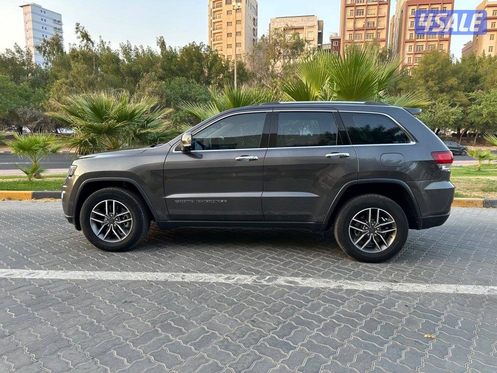 2021 جيب Grand Cherokee
