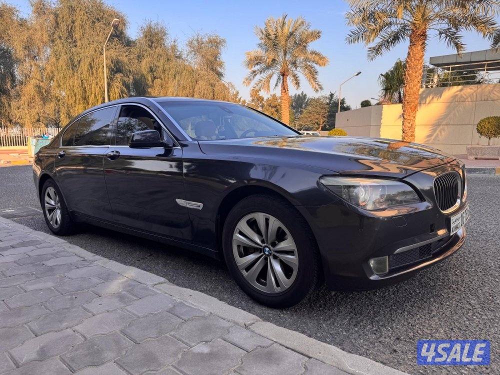 2012 بي إم دبليو 7 Series