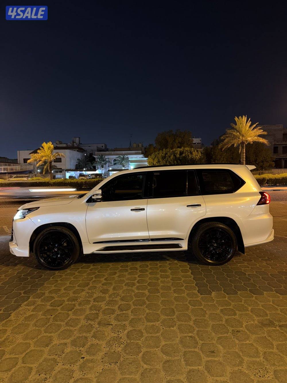 2018 لكزس LX