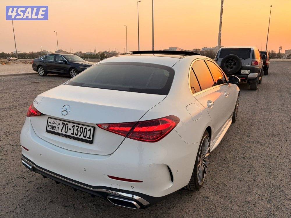 2023 مرسيدس بنز C-Class