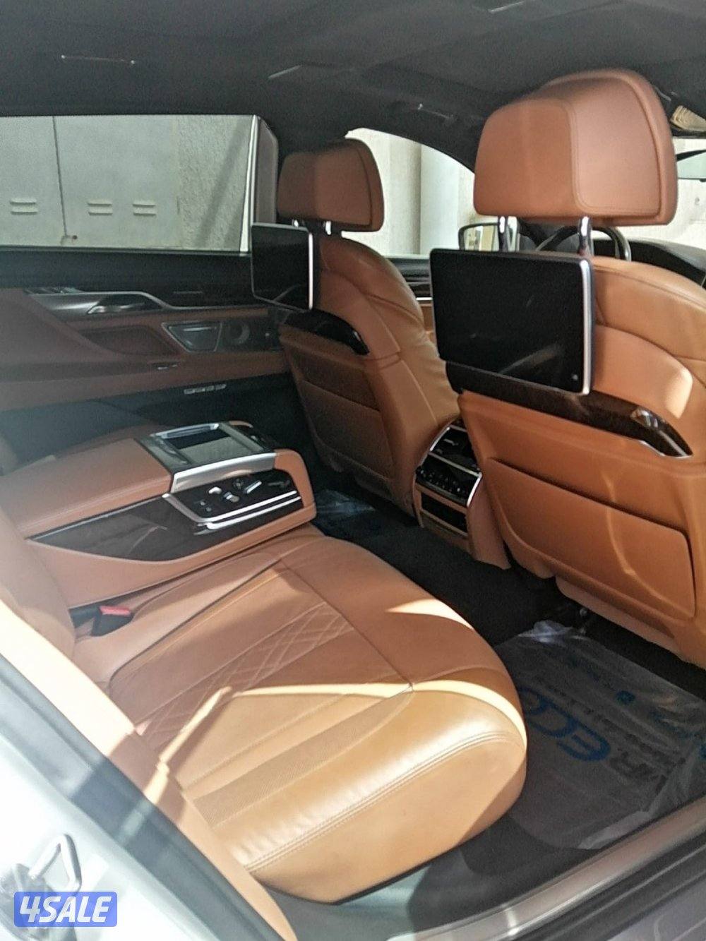 2010 بي إم دبليو 7 Series