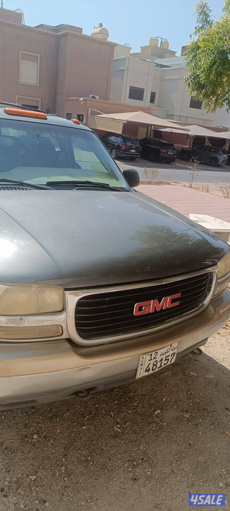2000 GMC Suburban