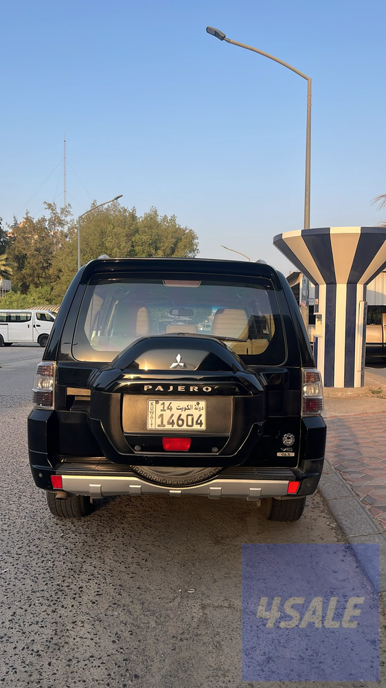 2016 Mitsubishi باجيرو