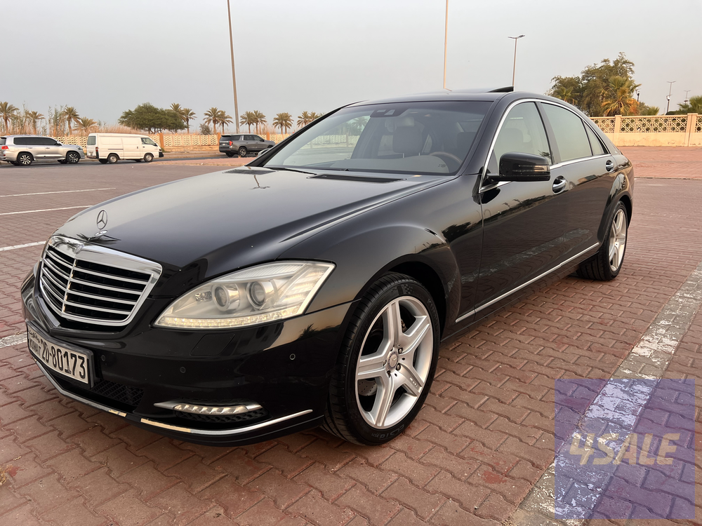 2010 Mercedes-Benz S-Class